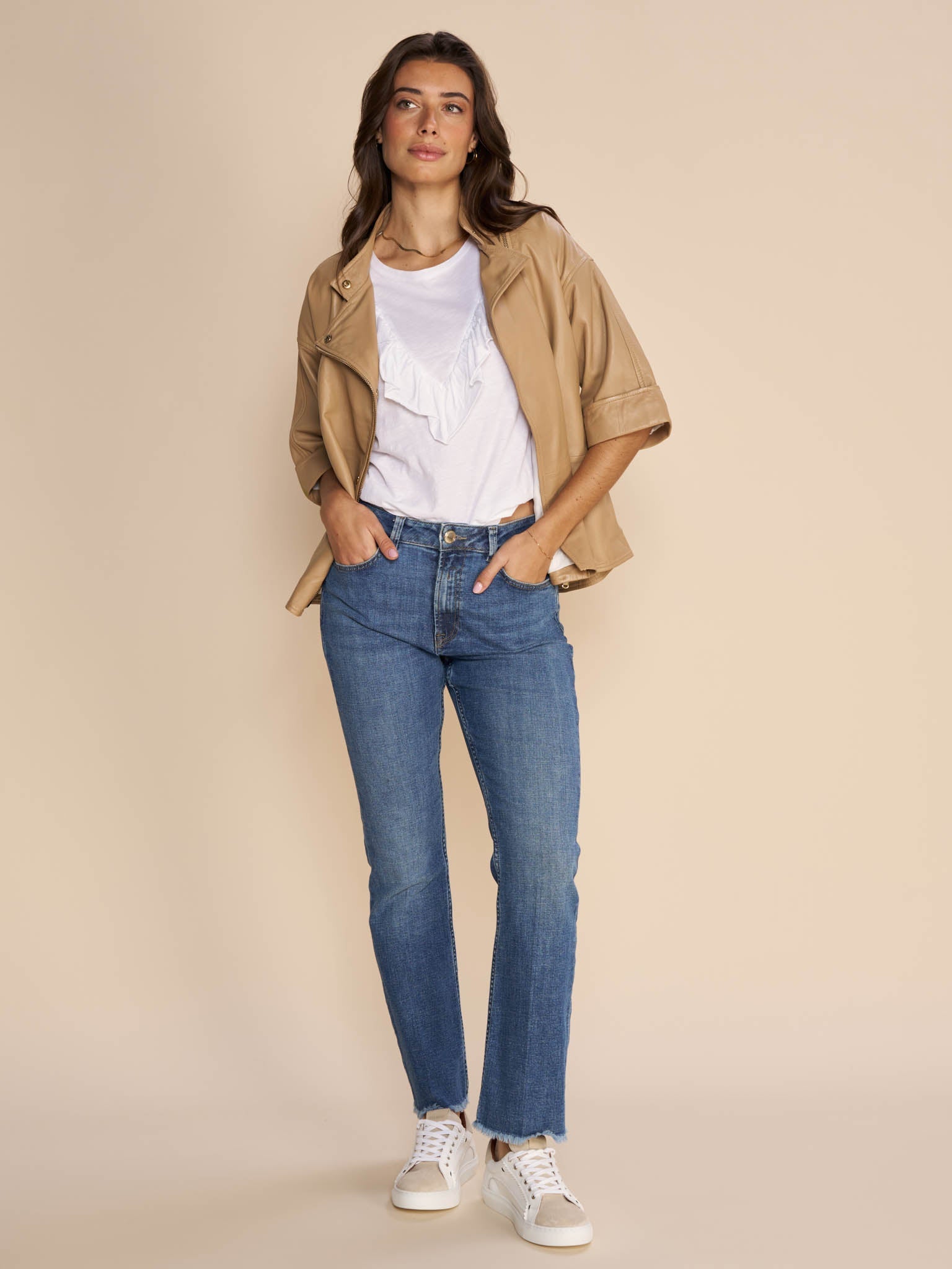 Modelshot / Blue / Detail